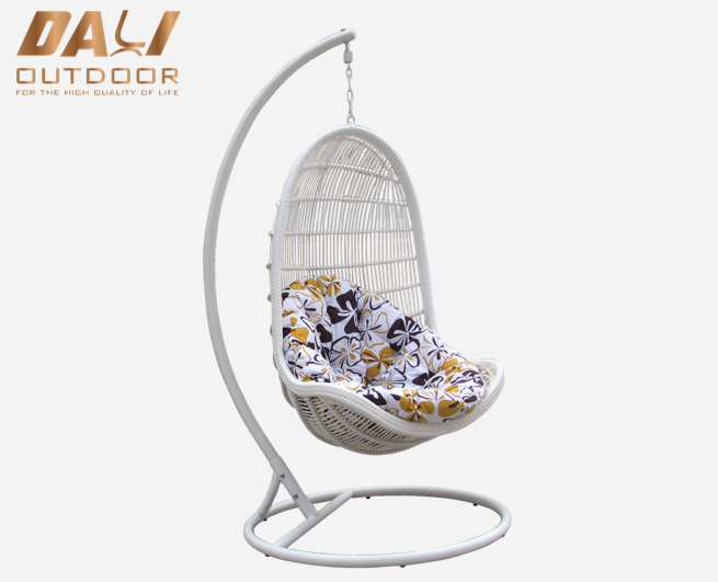 Scaun portabil de interior din ratan pentru patio cu design Egg