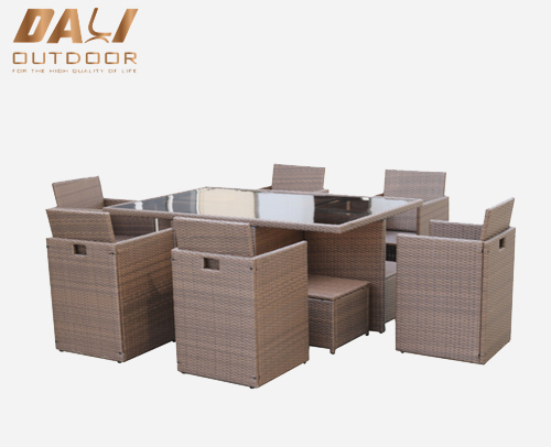 Mobilier de exterior din răchită din aluminiu din fabrică de bună calitate, set de masă și scaune de grădină din rattan din PE, pentru utilizare pe terasă